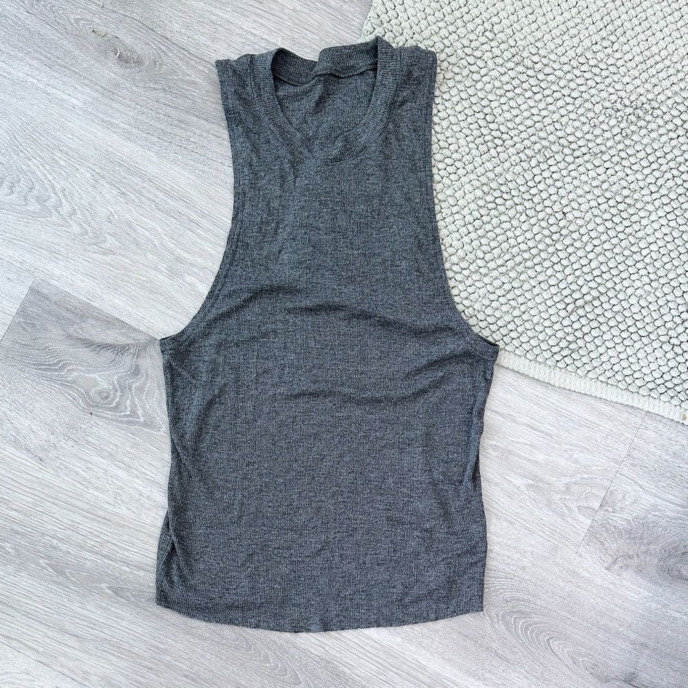 ALO Yoga Gray Muscle Tee